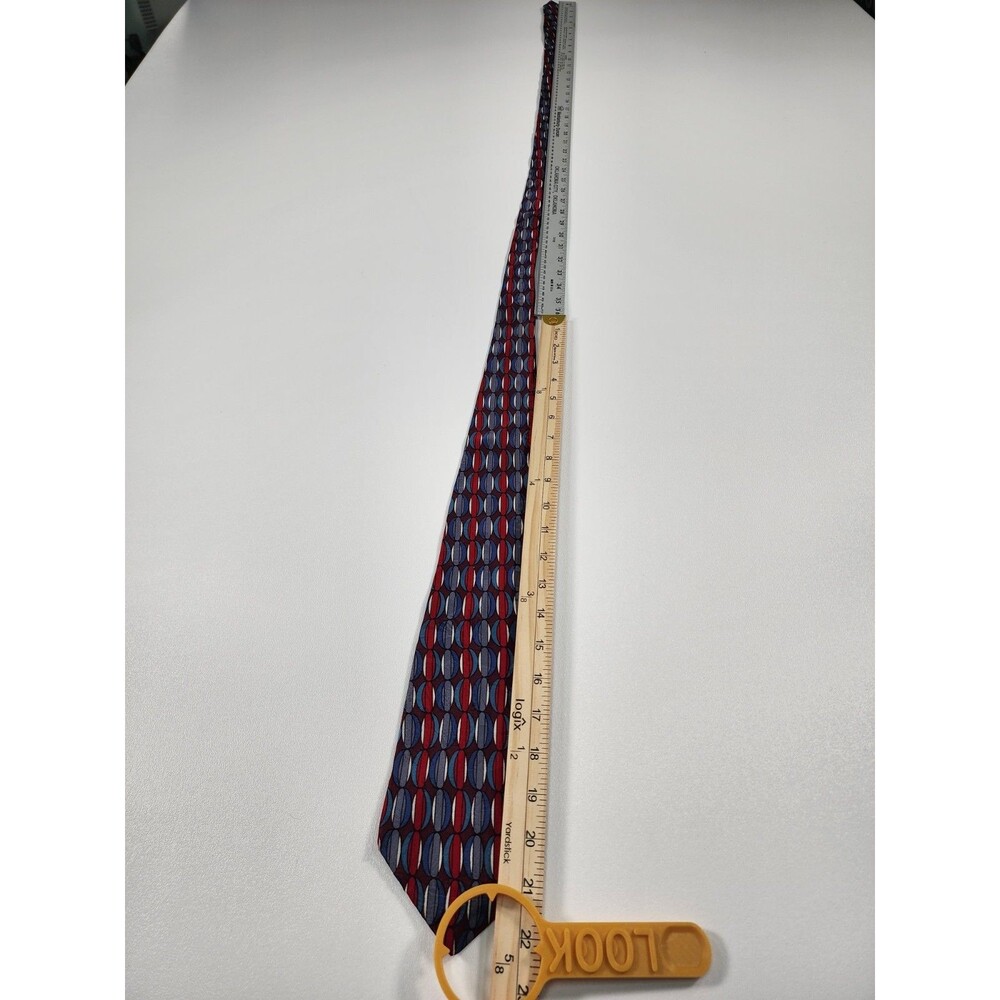 Vintage Valentino Pietro Mens Tie Pure Silk Geometric Pattern Red/Blue/Grey - Picture 7 of 7